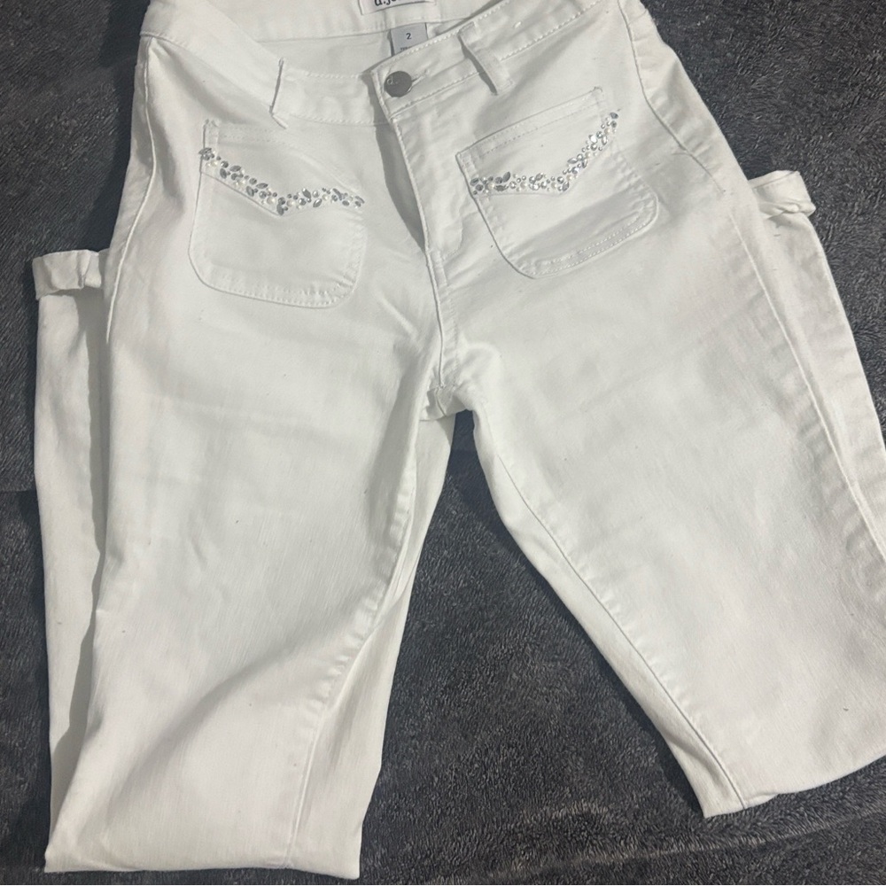 d. jeans Cream Women's Jeans with Embellished Pockets